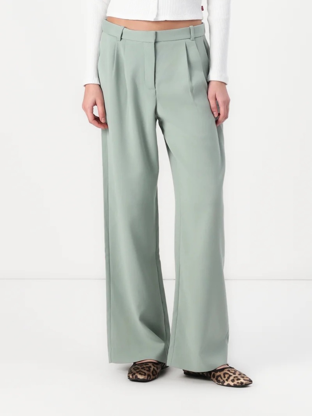 NWT Abercrombie and Fitch Curve Love A&F Sloane Tailored Wide Leg Pant 26S